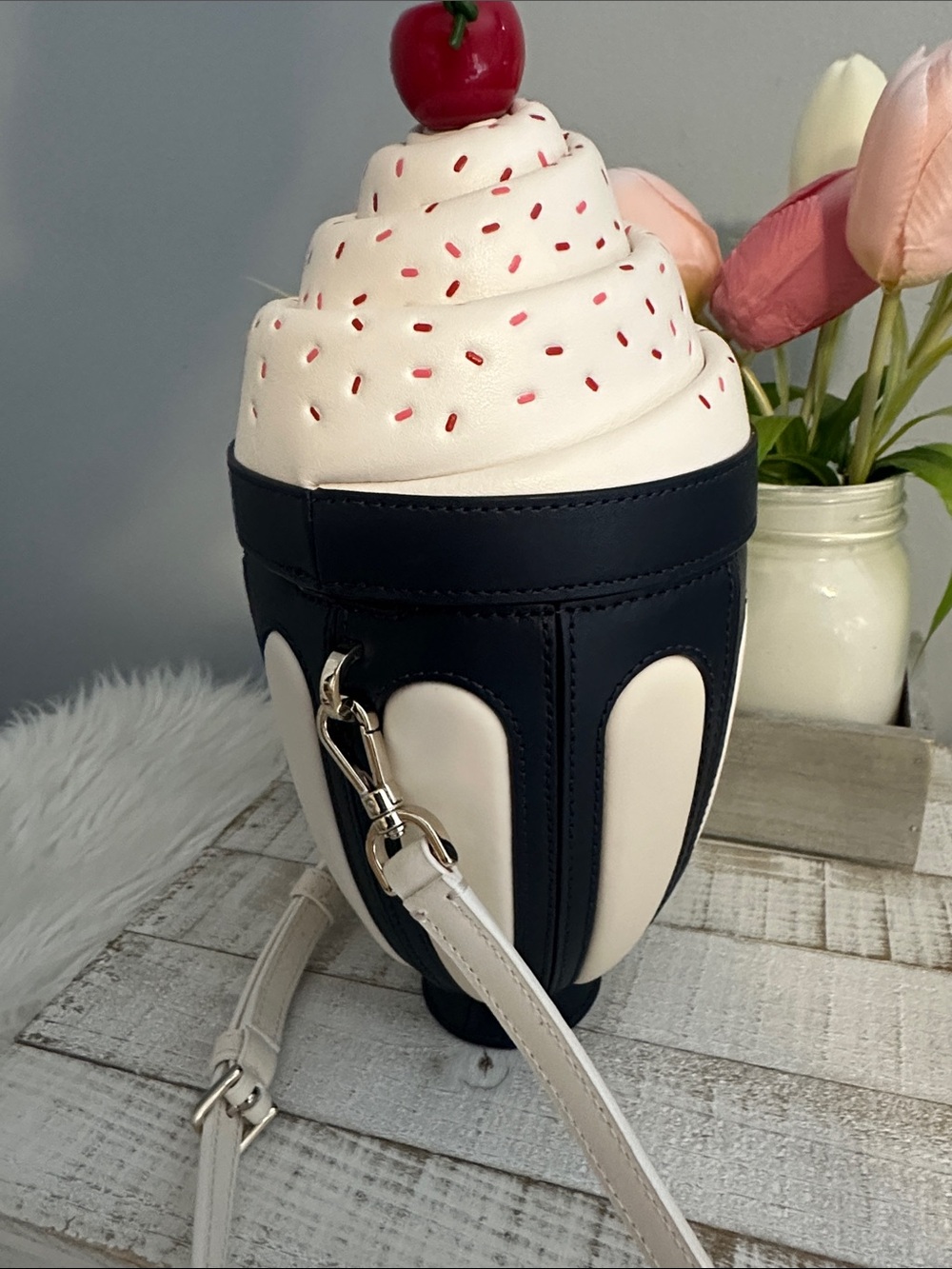 Kate spade icecream sundae crossbody bag - Picture 8 of 12